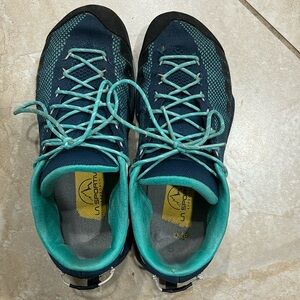 La Sportiva Approach women’s 7.5
